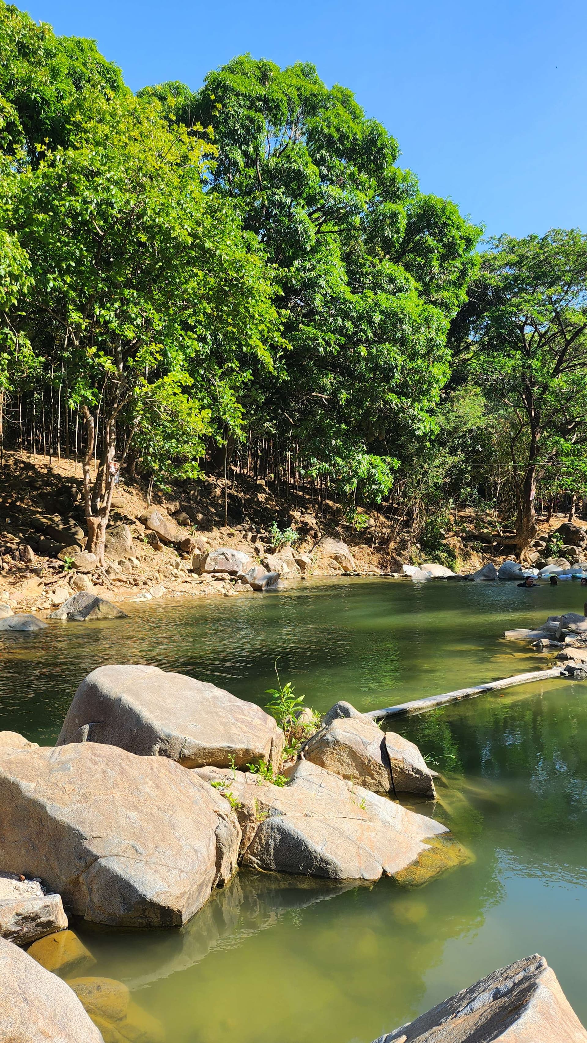 Sentro ng Bato Riverview and Campsite
